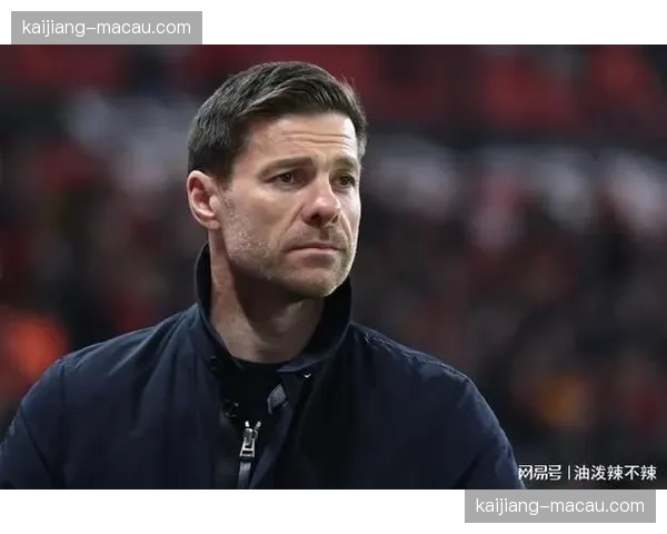 阿隆索推行3-4-3体系 皇马战术变革机遇风险并存