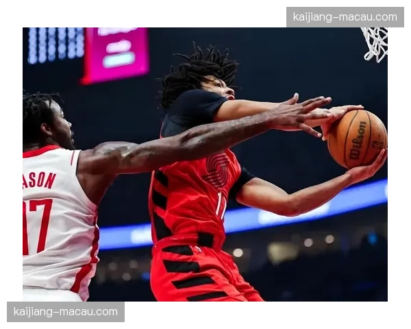 快船替补得分联盟第二 阵容深度成附加赛重要优势 快船替补得分联盟第二 阵容深度成附加赛重要优势